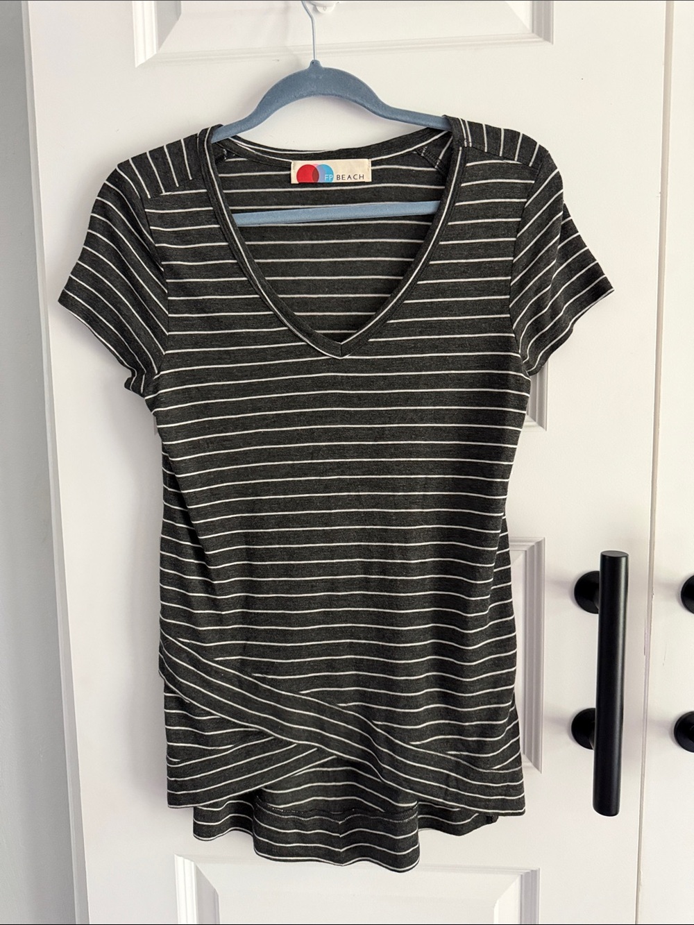 Free people Beach Black & White Striped V-Neck Tee size small